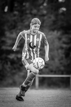 Bild 701 - F SV Boostedt - SV Fortuna St. Juergen : Ergebnis: 2:1